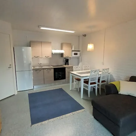 Varastotie 1b Apartment