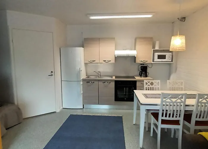 Varastotie 1b * Ylivieska